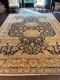 STUNNING VINTAGE LARGE HAND MADE ORIENTAL CARPET RUG