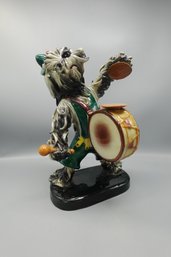 VINTAGE LARGE ITALIAN MAJOLICA PORCELAIN DOG PLAYING DRUMS STATUE