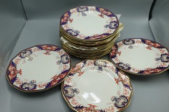 12 EARLY ROYAL CROWN DERBY DINNER PLATES