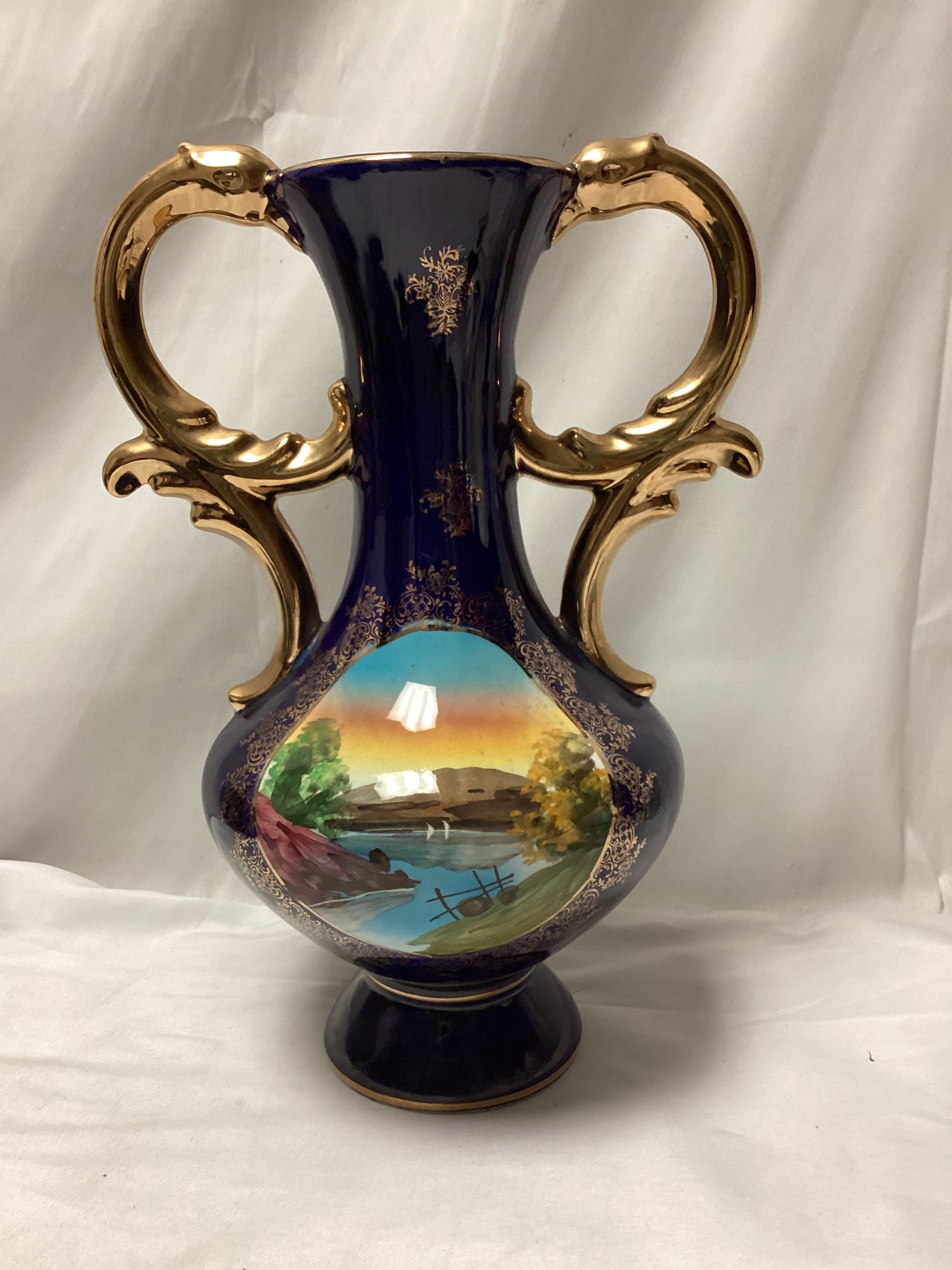 Vase Baroque Limoges Fragonard