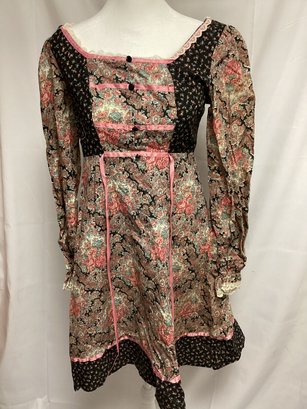 1970s Floral Prairie Dress - Handmade