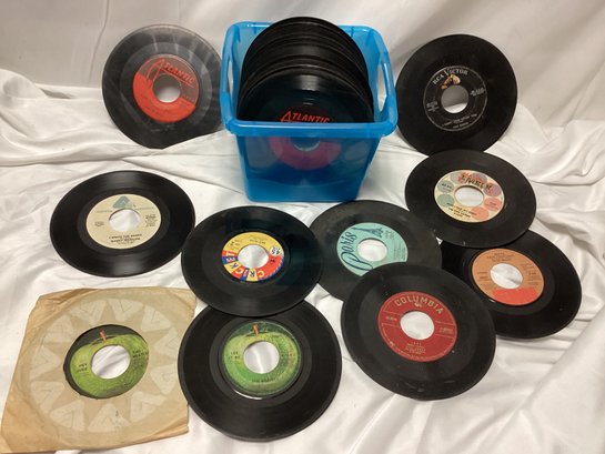 Lot Of 45 Vinyls