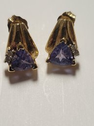 14k Yellow Gold With Amethyst Stone Earrings