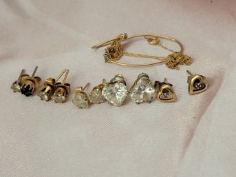 10k & 14k Gold Studs And Necklace