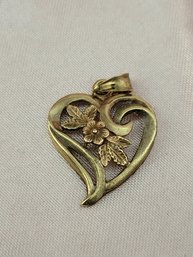 14k Yellow Gold Heart Pendant