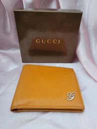 Authentic Gucci Leather Yellow Mustard Wallet With Box