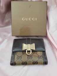 Authentic Gucci GG Brown/beige Leather/canvas Ribbon Wallet