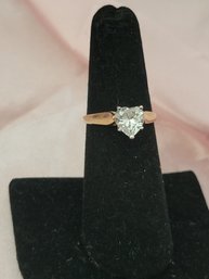 10k Yellow Gold Ring - Size 6.5