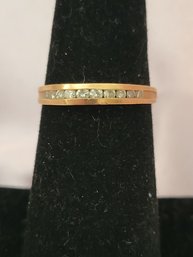 14k Yellow Gold Wedding Band With Diamonds - Size 5.5