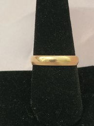 14k Yellow Gold Wedding Band - Size 8.5