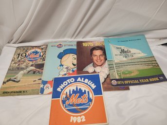 New York Mets Ephemera - Yearbooks And More