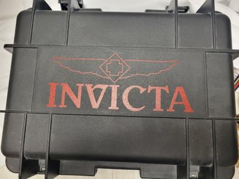 Invicta Hard Shell Watch Carrying Case (WATCHES NOT INCLUDED)