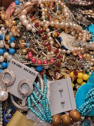 Large Lot Of Jewelry - Some Crafting And Some Wearable