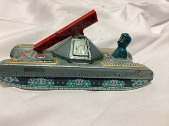 Line Mar Toys Space Tank With Missile Friction Tin Toy