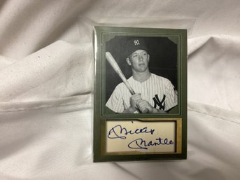 Lot Of 50 Mickey Mantle Facsimile Auto Cards