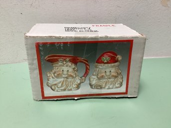 Vintage Santa Mug Set