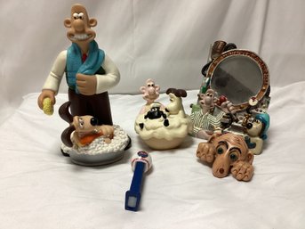 Wallace And Gromit Movie Bubble Bath Containers And Picture Frame With Mets Pez