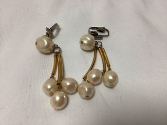 Vintage Pearl Dangle Earrings