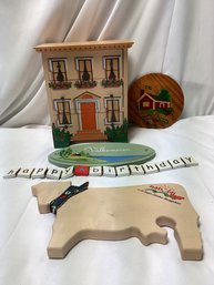 Swedish Wooden Decor Lot - Wooden House, Dala, Hand Painted Signs