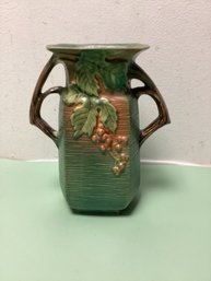 Roseville Bushberry Vase In Green With Leaves And Berries C. 1941