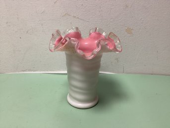 Fenton Peach Crest Ruffled Vase