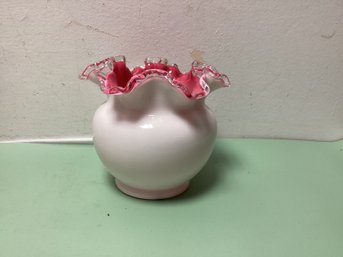 Fenton Silver Crest Pink And White Milk Art Vase