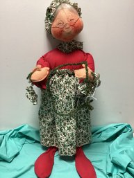 29' Mrs. Claus Annalee Doll