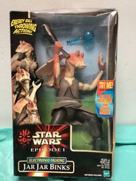 Jar Jar Binks Star Wars Episode 1 Electronic Talking Action Figure