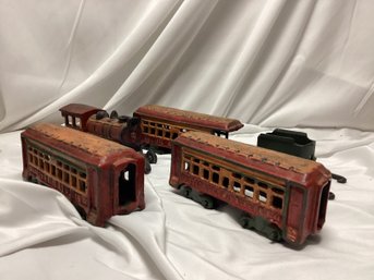 Antique Cast Iron 5 Piece Train Set