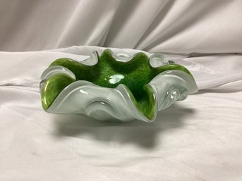 1960s Italian Hand-blown Sommerso Triple Layer, Acid Green & White With Clear Outer Murano Ruffled Bowl