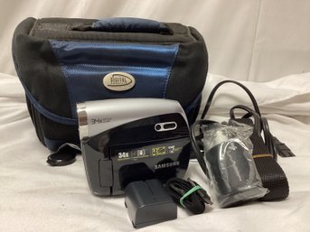 Samsung Camcorder With Carrying Case