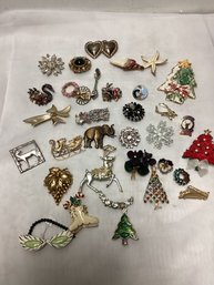 Brooch Lot