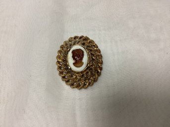 Vintage Ornate Cameo Brooch