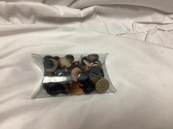 Lot Of  Assorted Buttons