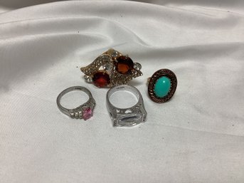 Various Costume Ring Lot With Rhinestones