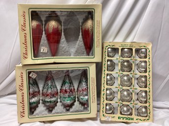 Vintage Christmas Glass Ornaments - Christmas Classics And Holly Glass