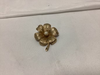 Coro Signed Gold Tone Flower Brooch