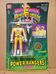 1994 Mighty Morphin Power Rangers Trini Action Figure