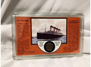 S.s. Titanic - A Ship To Remember Collectors Coin