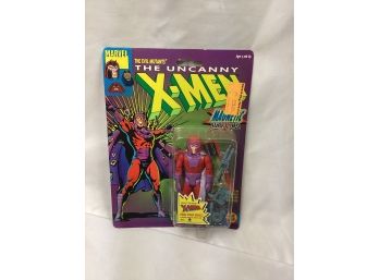 Toy Biz X-Men Magneto Action Figure