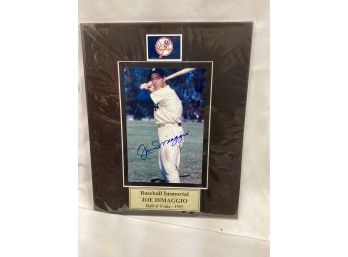 Joe Dimaggio Signed Photo With COA