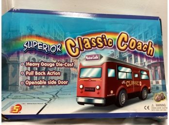 Superior Classic Coach Die Case Pull Back Buses