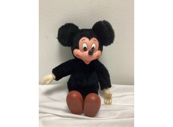 Walt Disney's Mickey Mouse Collector Doll - Wallace Berrie Co Applause Toy