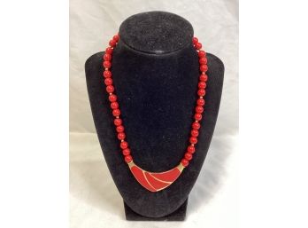 Vintage 80s Style Beaded Necklace With Pendant