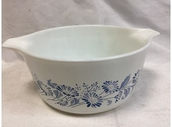 Pyrex Colonial Mist Casserole Dish