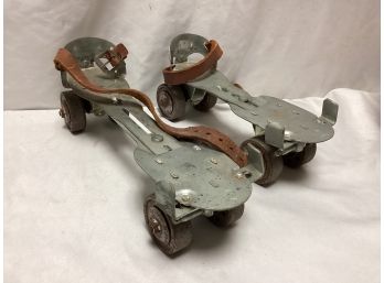 Vintage Union Metal Roller Skates