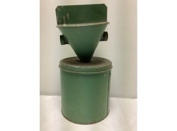 Antique Green Tin Powder Filter