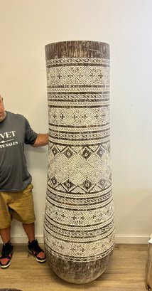 TIMOR CARVED PALM POT