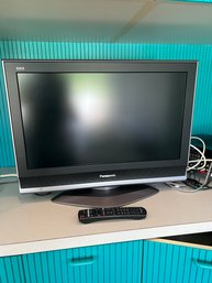 Panasonic 26' LCD TV