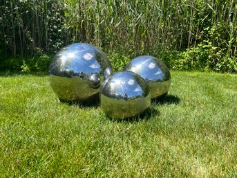 Set Of 3 Chrome Garden Spheres 20'/15'/12' (2 Of 2)